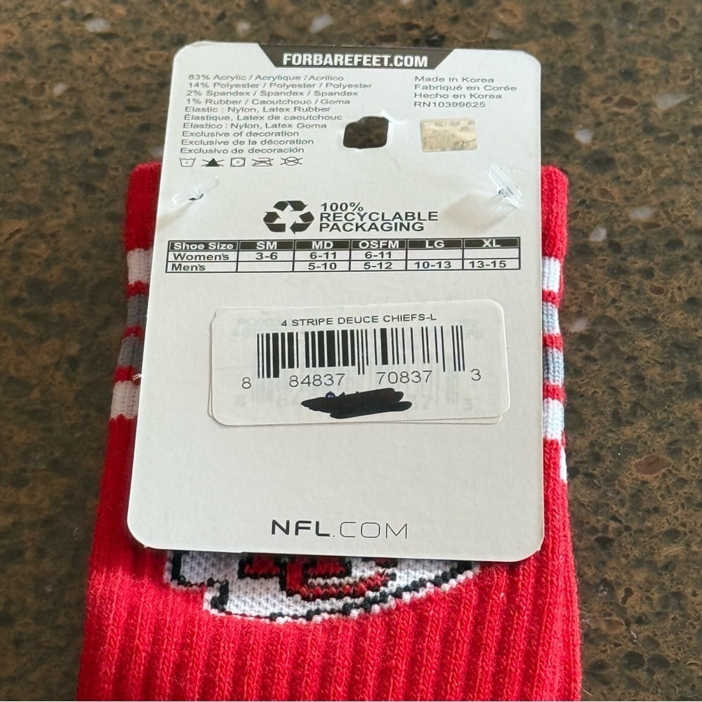 NEW Kansas City Chiefs For Bare Feet 4-Stripe Deuce Performance Crew Socks - Picture 10 of 10